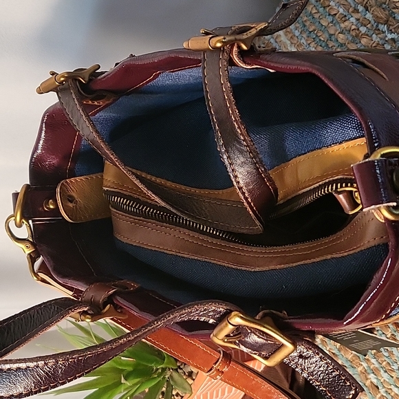 Ameri Leather Bag With Removable Insert Bag - Picture 2 of 10